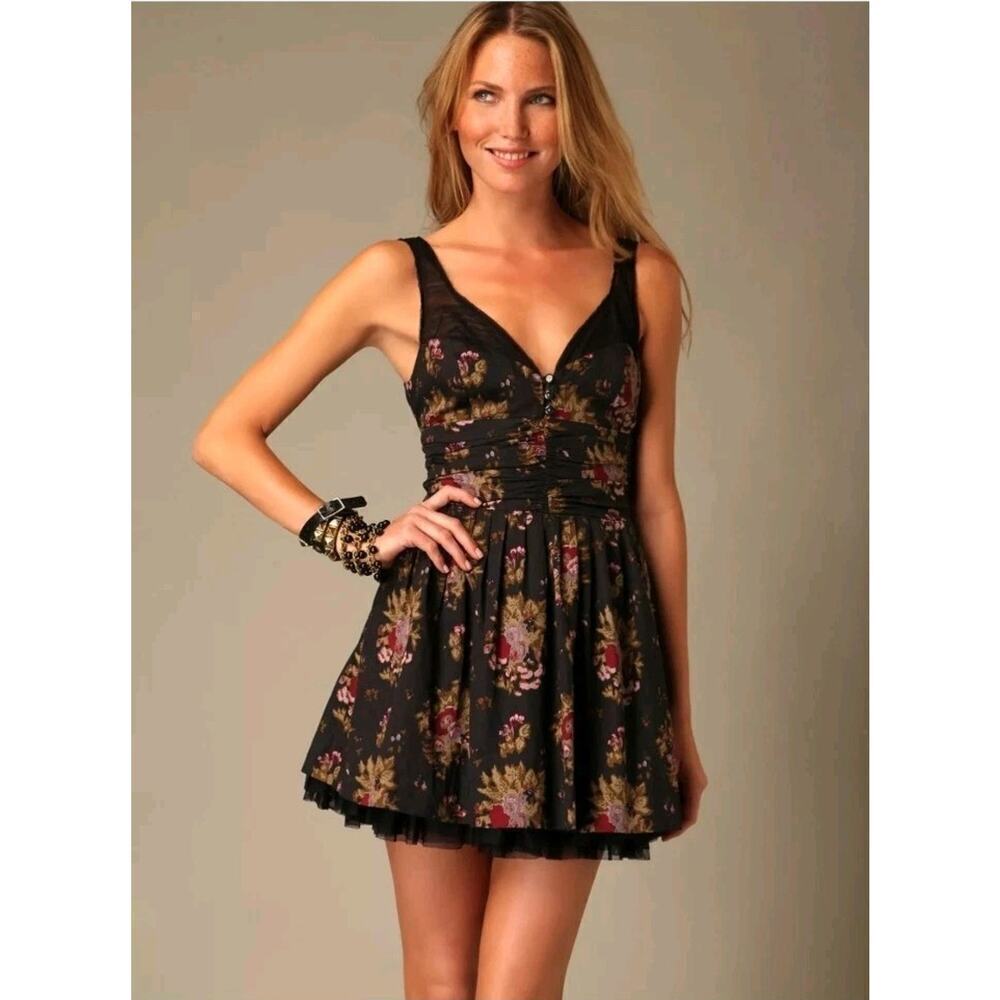 Free People Cabbage Rose Mini Dress Sz 2 Floral Tulle Gothy Meets Preppy Vibe